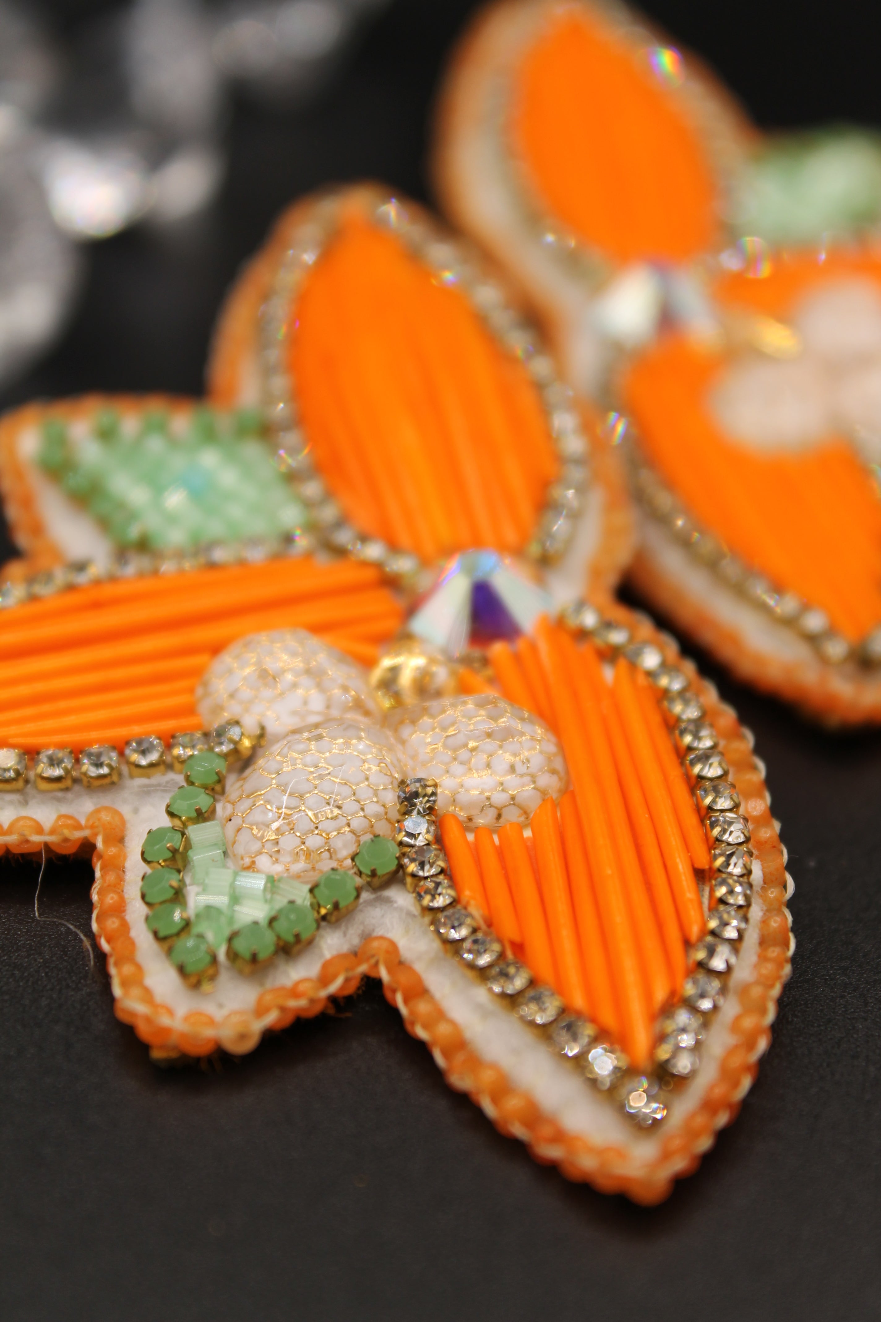 Quilled floral with bee- orange