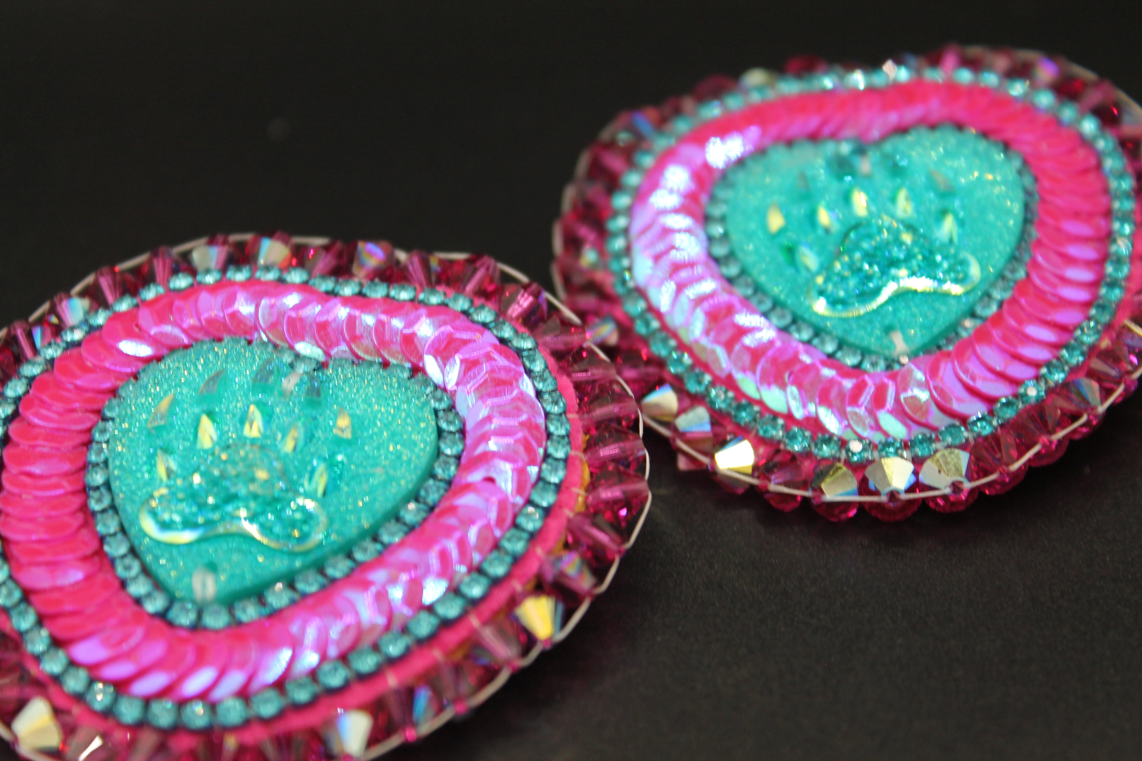 Heart bear paw in pink and teal