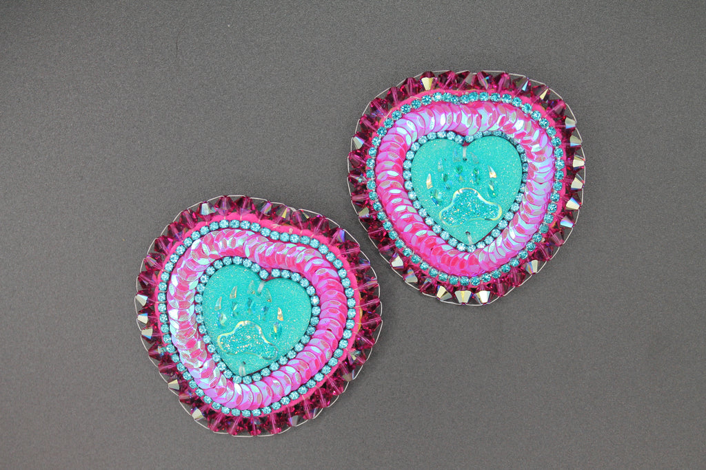 Heart bear paw in pink and teal