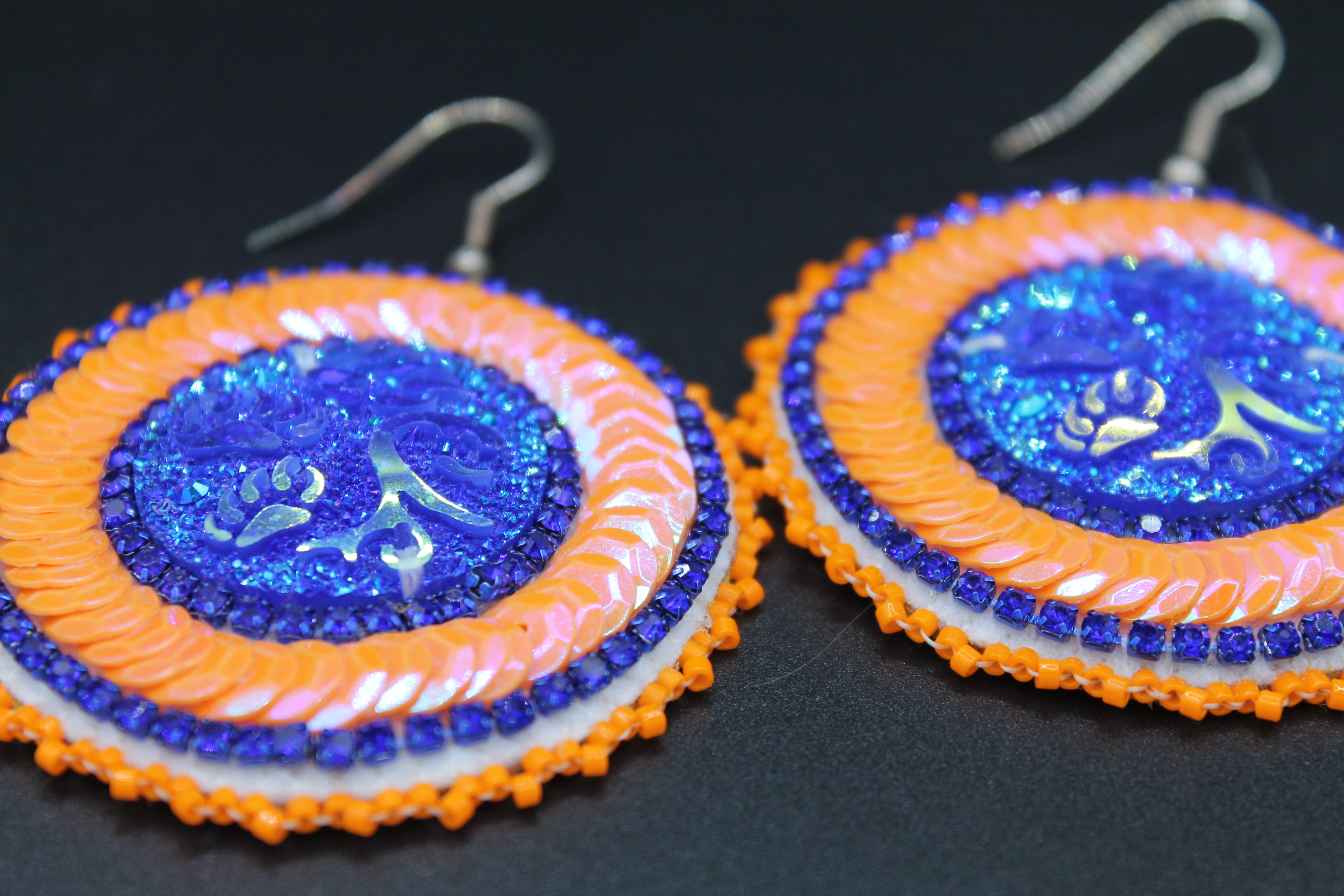 Bear paw blue and orange